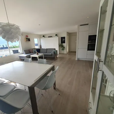 Arctic View - Sentral With Free Parking Daire *